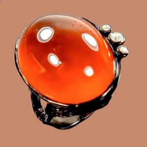 925 Sterling Silver Ring Sz 7.75 with 28ct Natural Hessonite Gemstone.